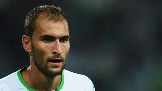 Report: Game abandoned as perennial Newcastle United target Bas Dost collapses on the pitch