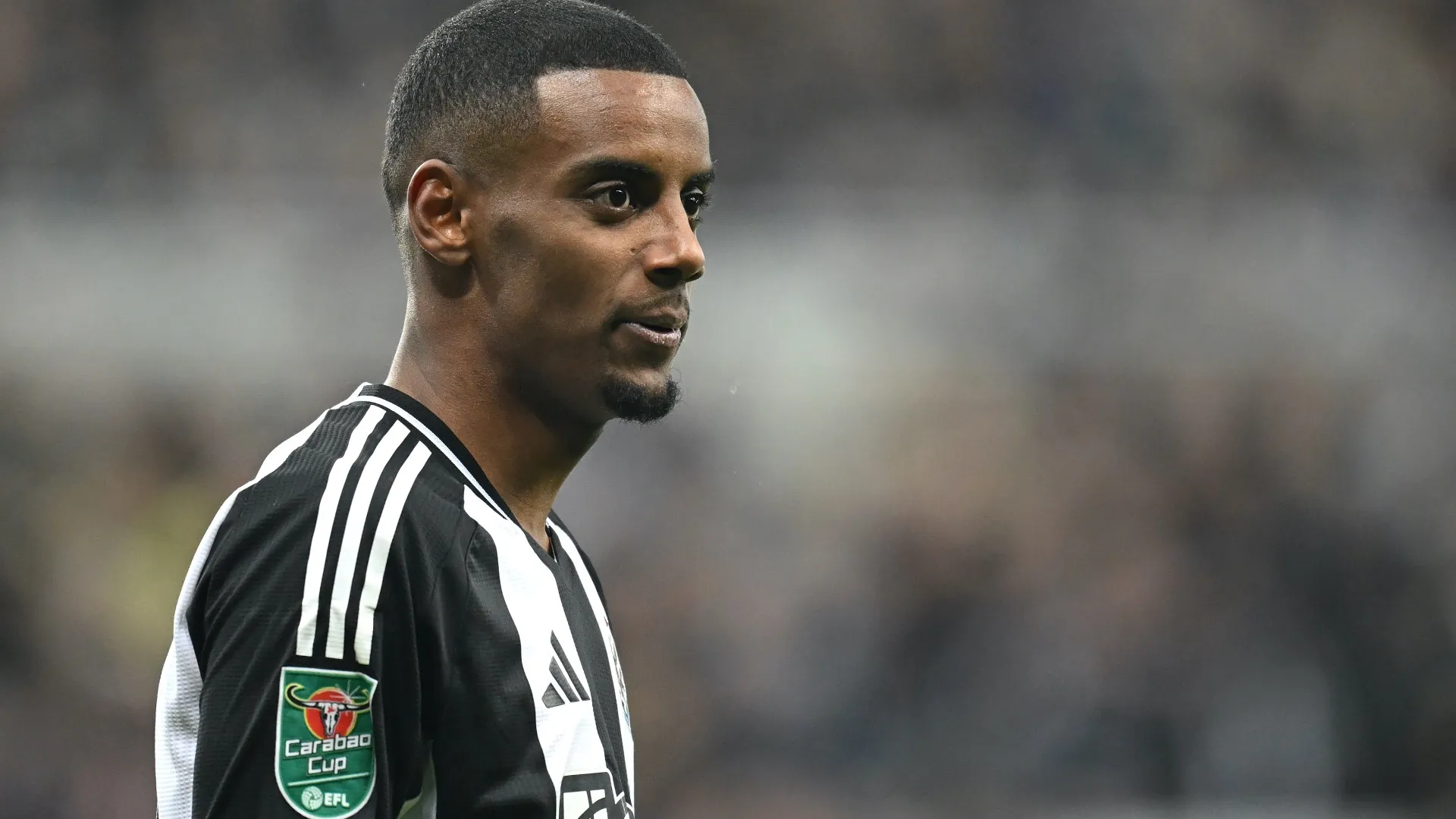 Alexander isak newcastle united v arsenal carabao cup semi final second leg 2025
