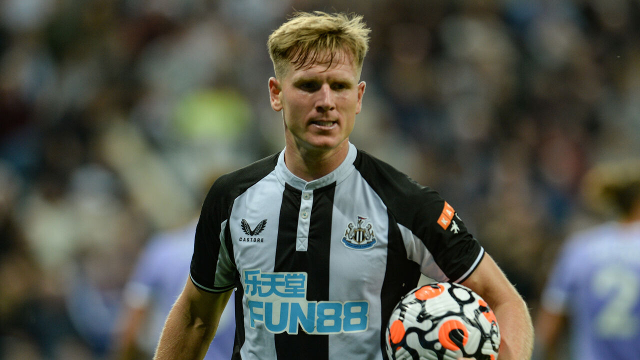 Team News: Matt Ritchie starts as Eddie Howe rings the changes for Manchester United clash