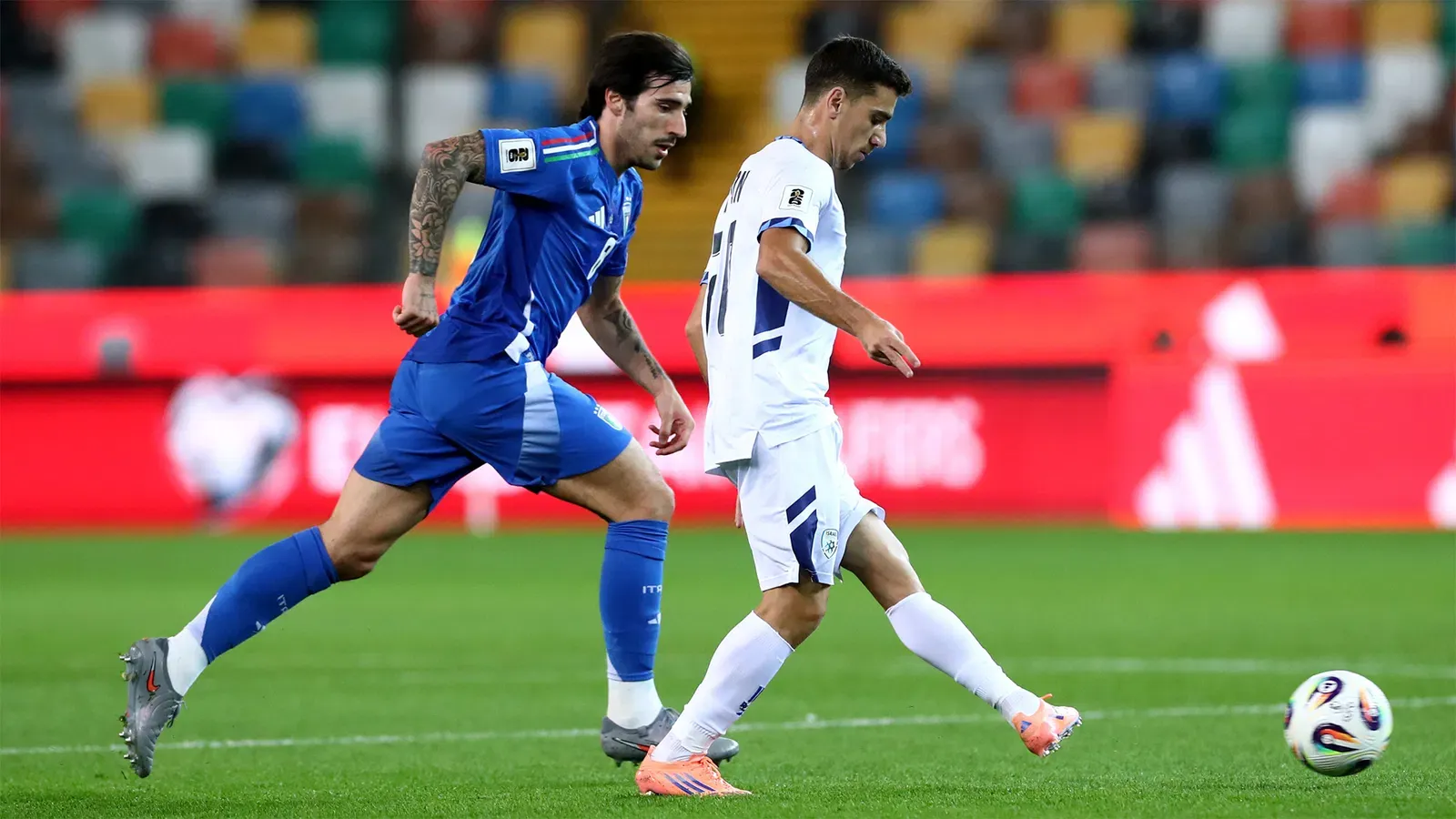 Tonali in action italy israel newcastle united nufc 2 2000