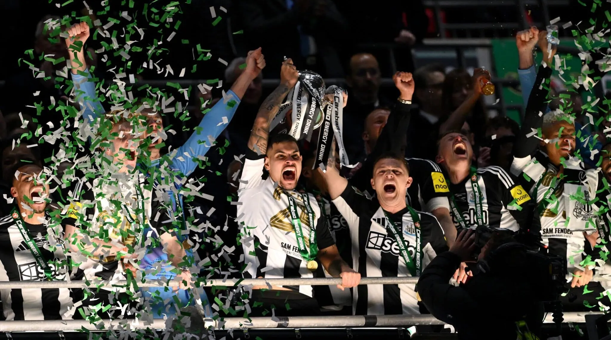 Newcastle united bruno guimaraes carabao cup final scaled e1742151787739