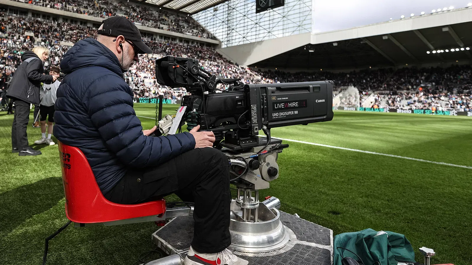 Camera operator sjp newcastle united nufc 2000