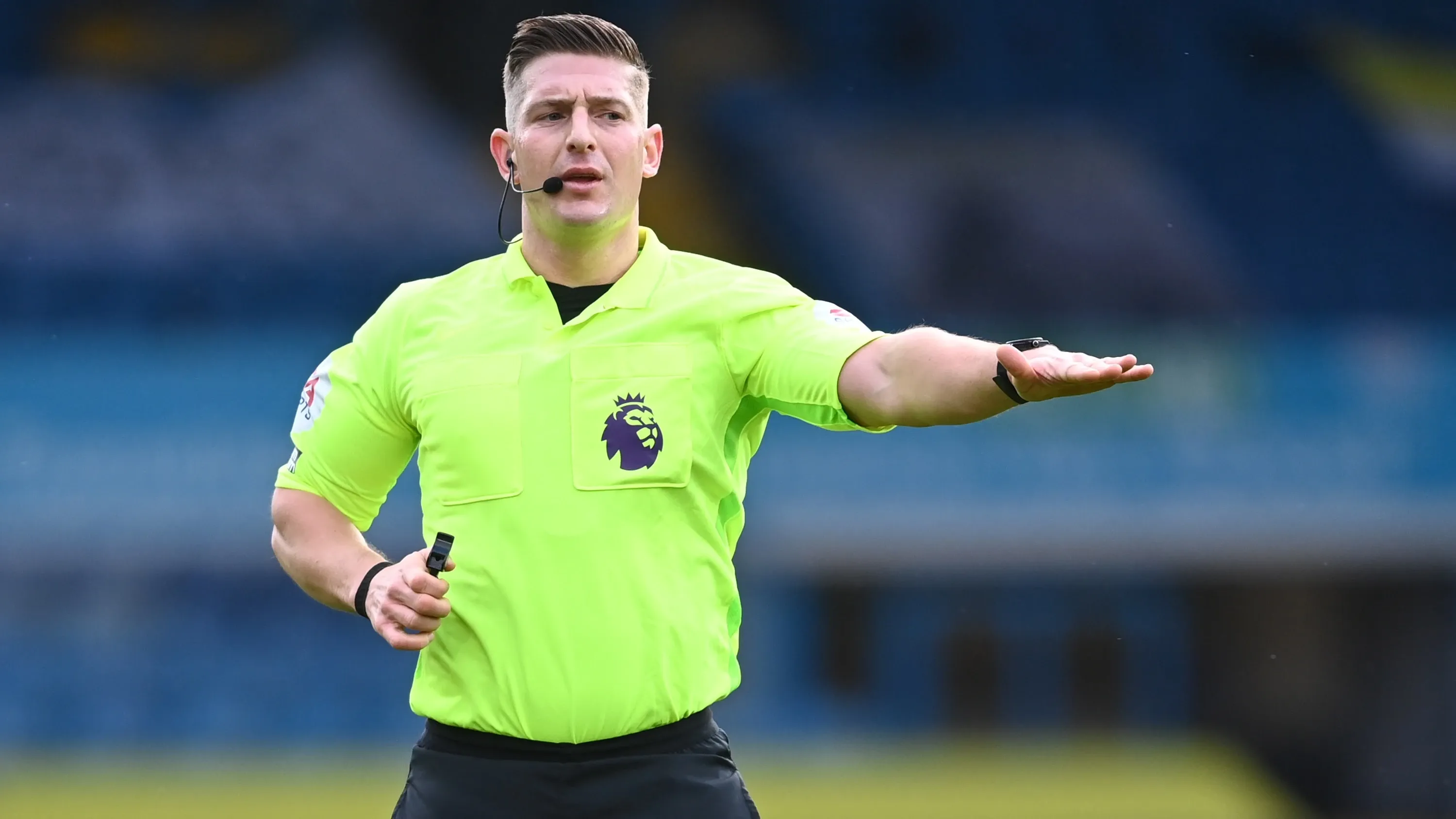 Robert jones referee