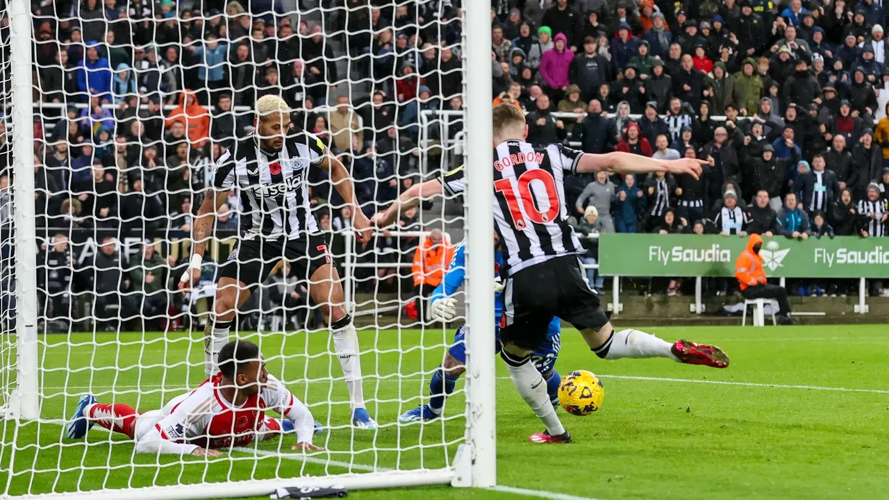 Video: Martin Keown still can’t handle the VAR decision that awarded Newcastle a goal last week