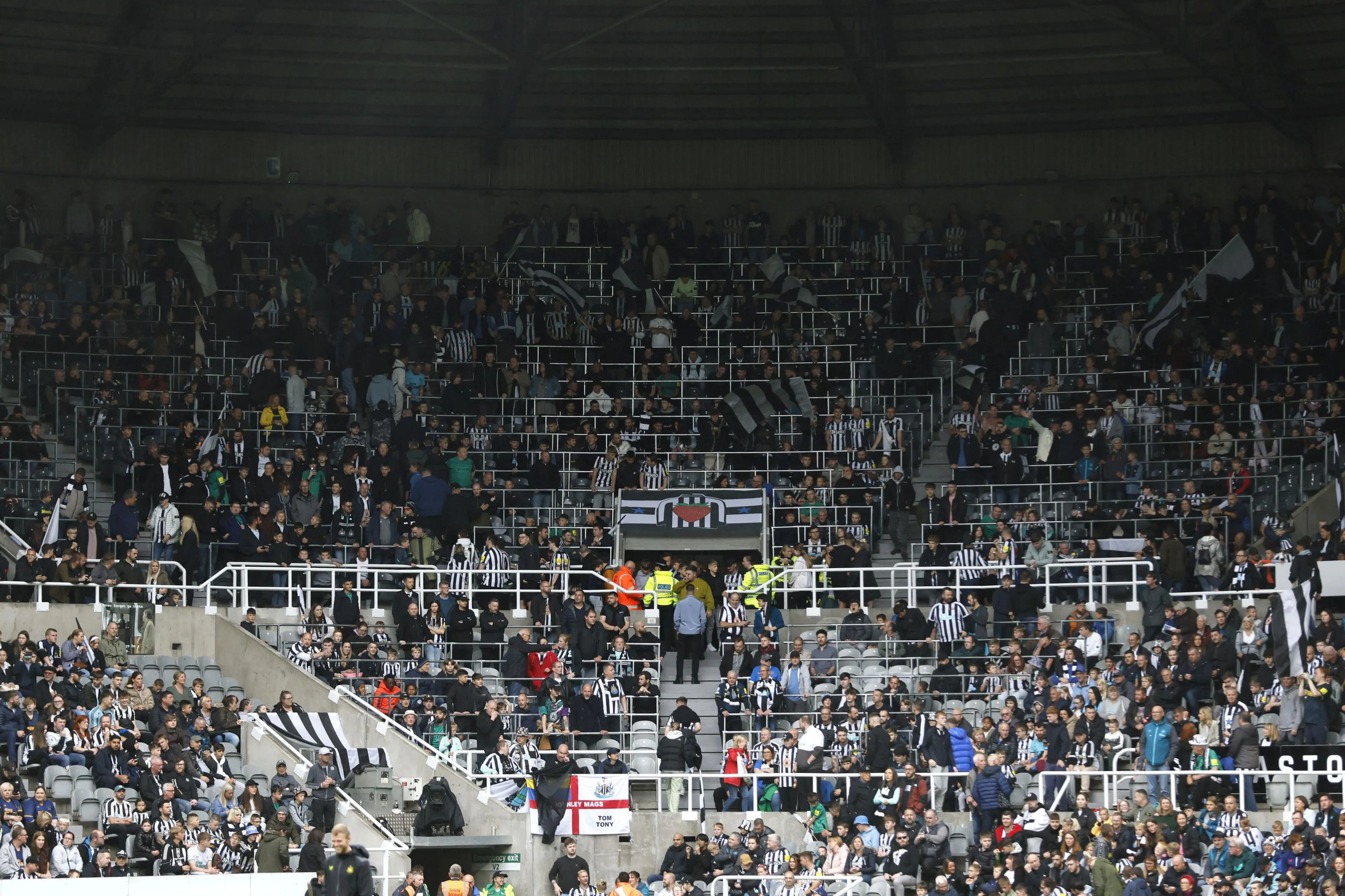 08cec210 3824 11ee bde6 7ffba94c56ae