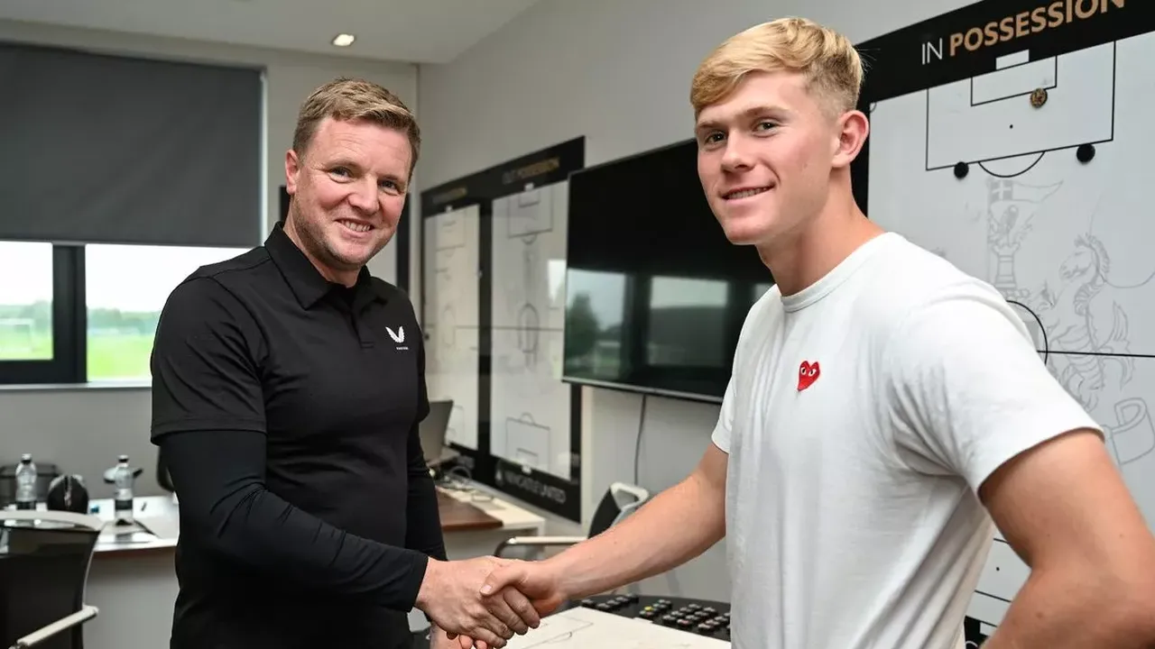 'Be patient': Eddie Howe says 19-year-old is part of his long-term plan despite lack of minutes
