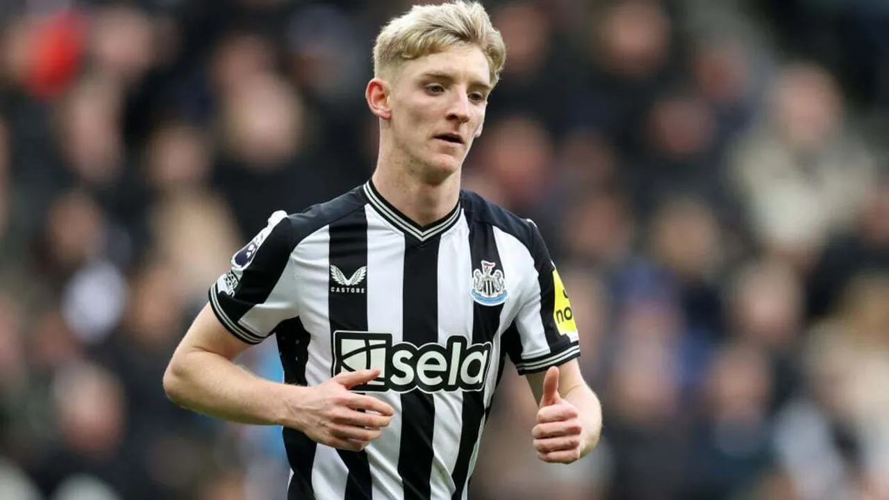 Eddie Howe issues bad news around Anthony Gordon - fans now bracing for the worst possible news