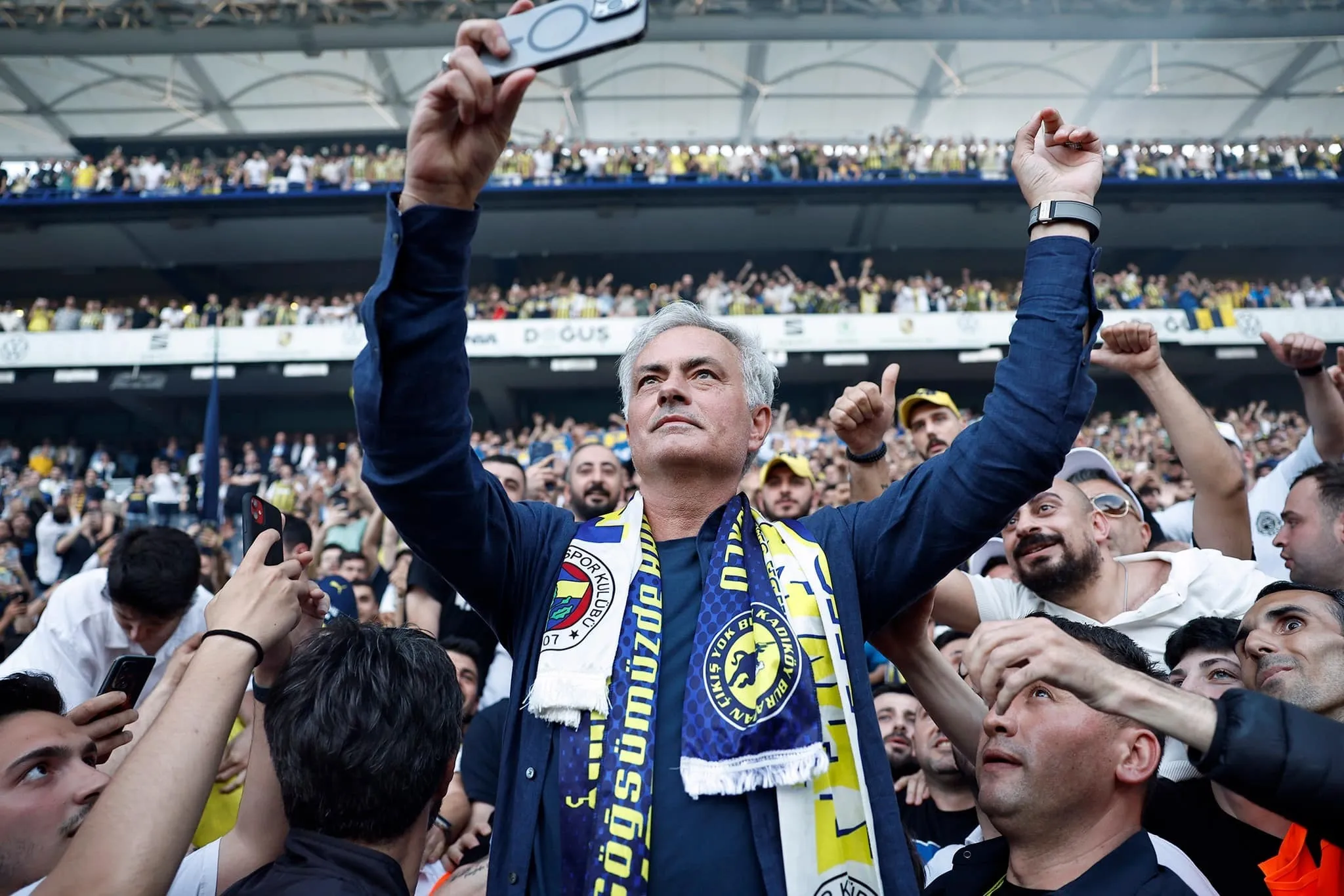 Jose Mourinho Fenerbahce Facebook