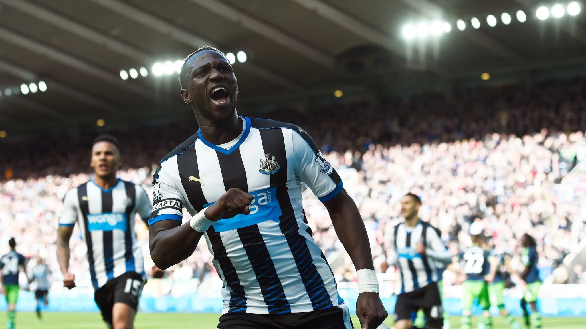 Sissoko newcastle goal celebrates swansea 3449913