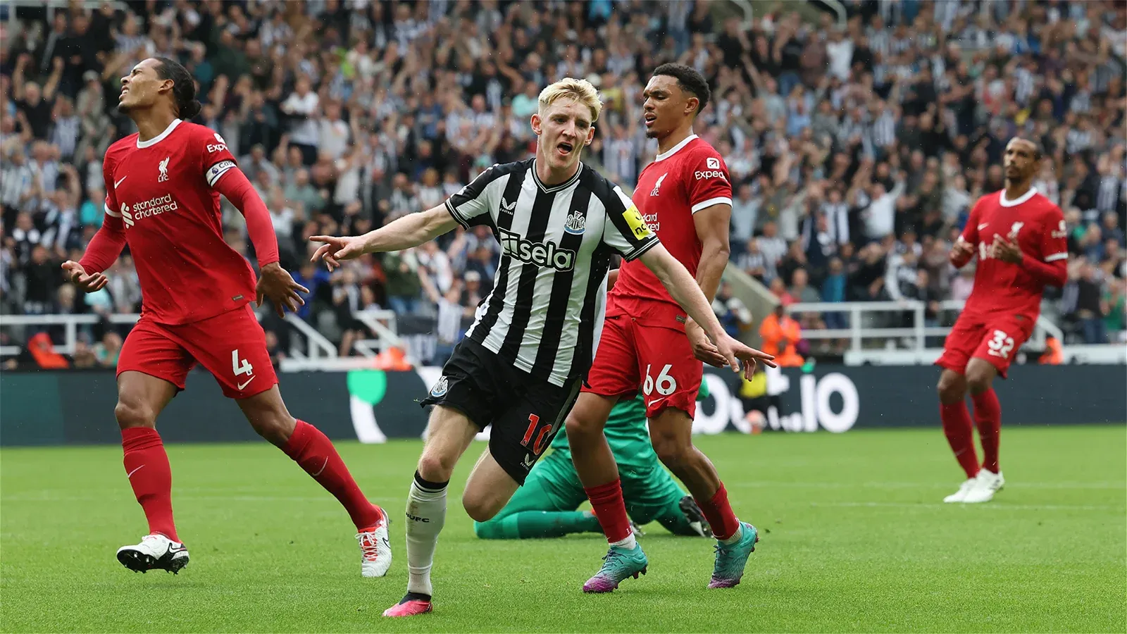 Anthony gordon goal celebration liverpool newcastle united nufc 2000