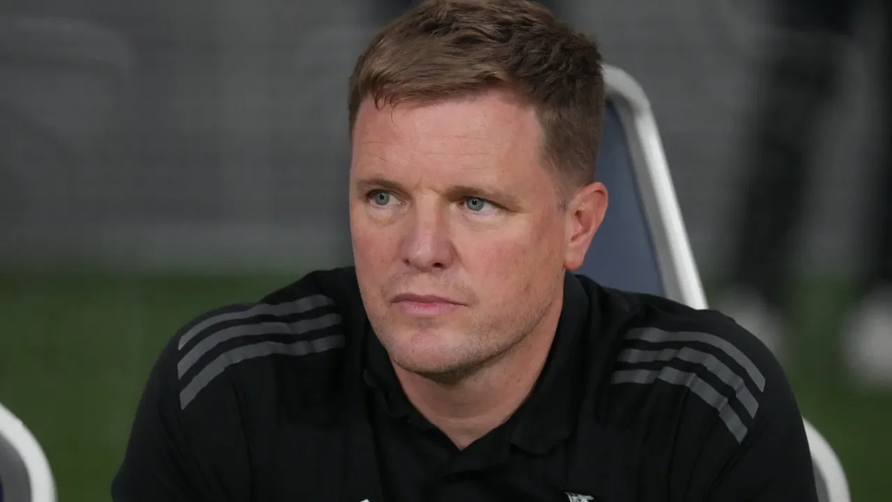 'No distractions': Eddie Howe is adamant 'impressive' Newcastle man is focussed on the club