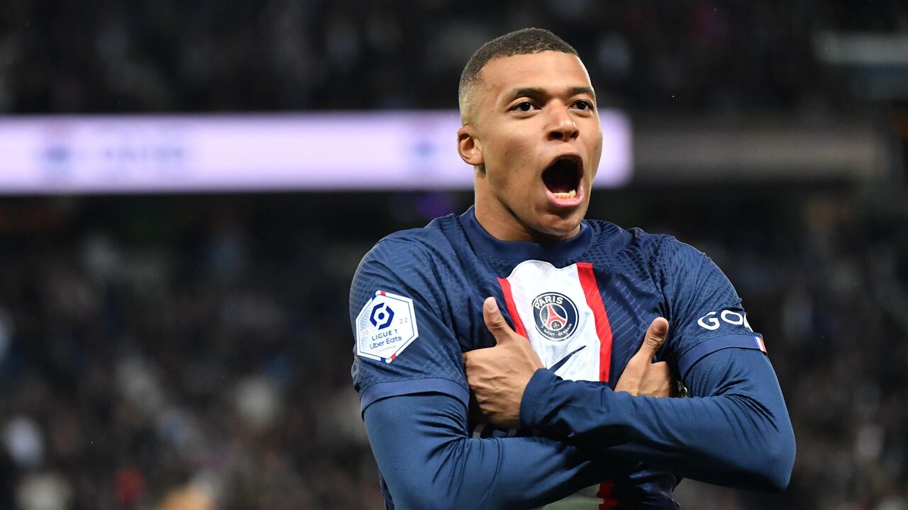 Kylian Mbappé named in PSG squad for NUFC clash